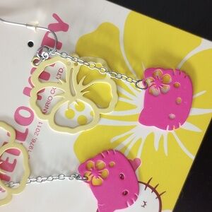 hello kitty hibiscus gyaru earrings